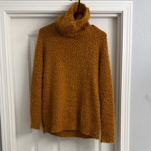 Forever 21 Fuzzy Turtleneck Sweater in Rust